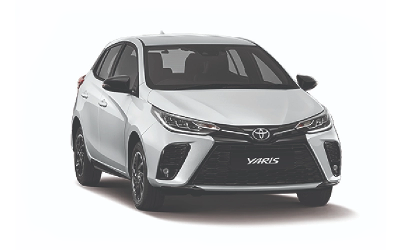 YARIS 1.2 Entry / Sport