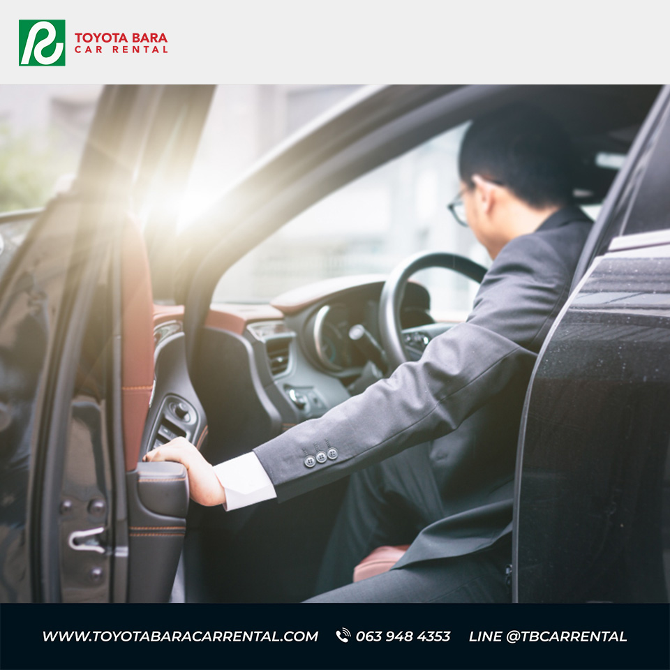 พนักงานขับรถที่ โตโยต้า พารา รถเช่า ให้บริการอะไรบ้าง
